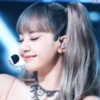 Lisa Blackpink Wallpaper HD